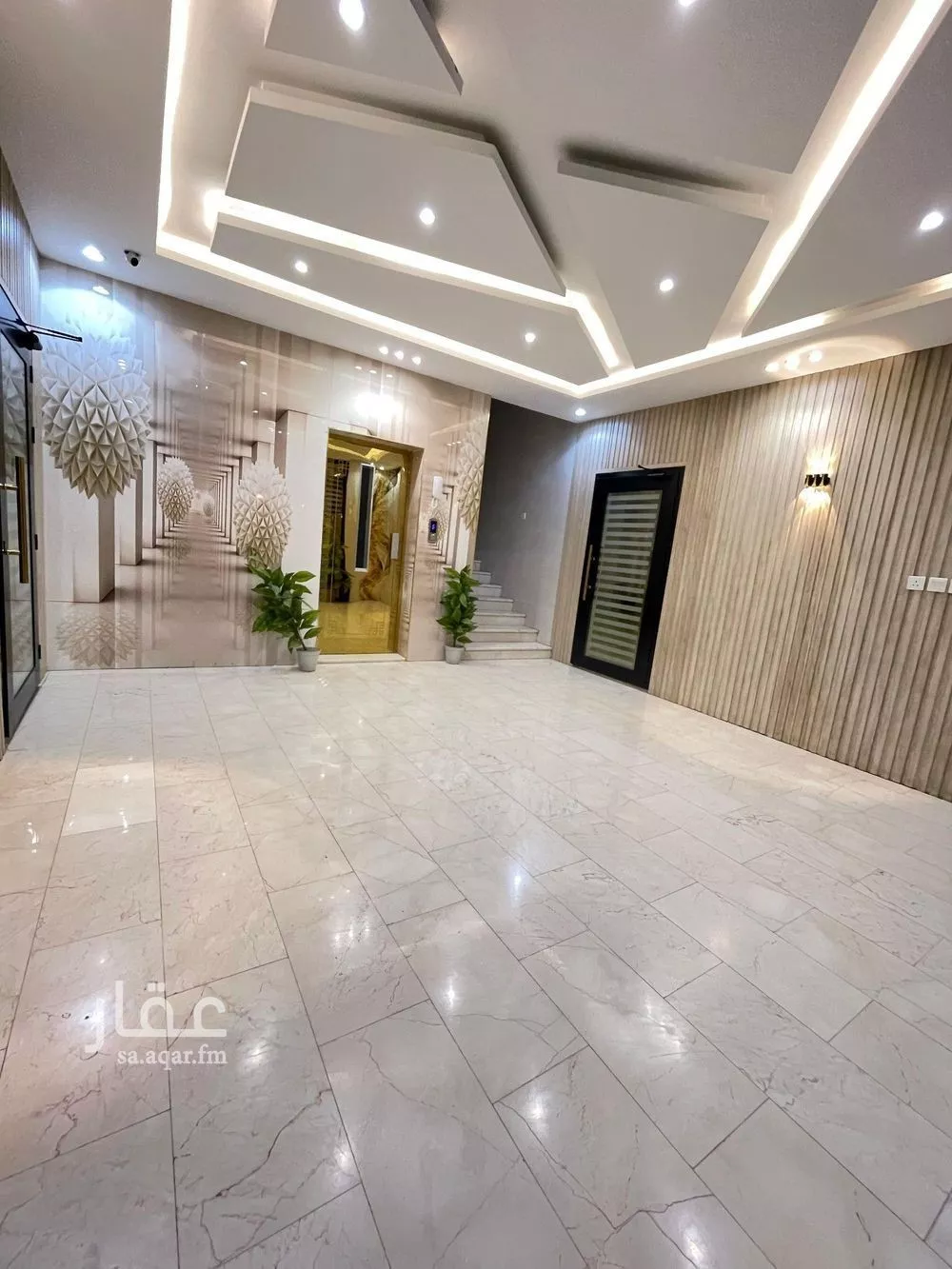 شقة 6 غرف في مريخ 1