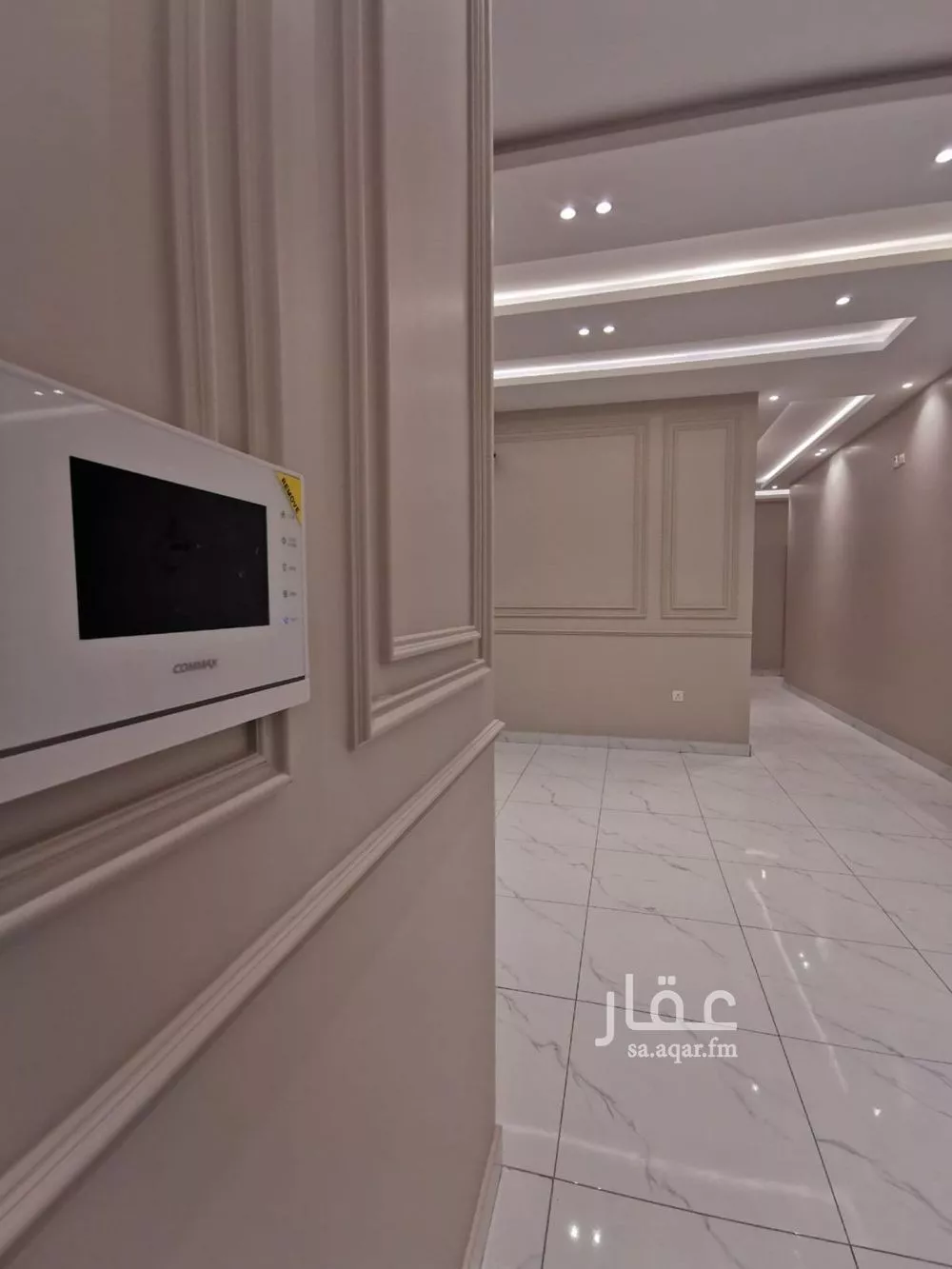 شقة 5 غرف في مريخ 3