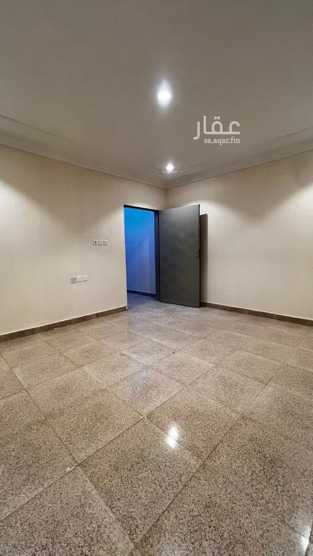 شقة 1 غرف في الوادي 1