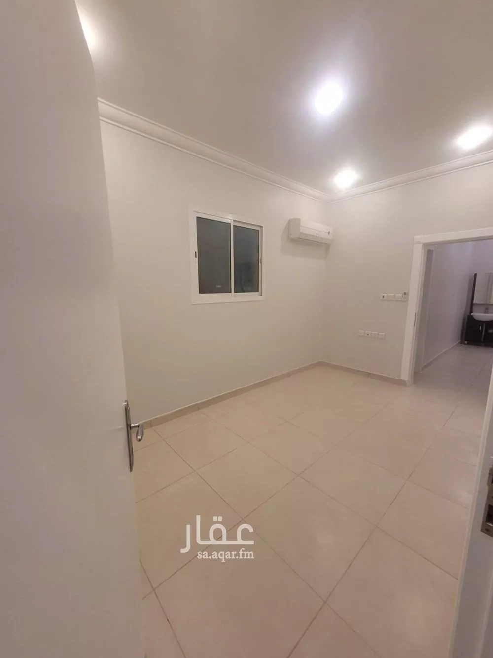 3 bedroom floor in Al Yasmin 4