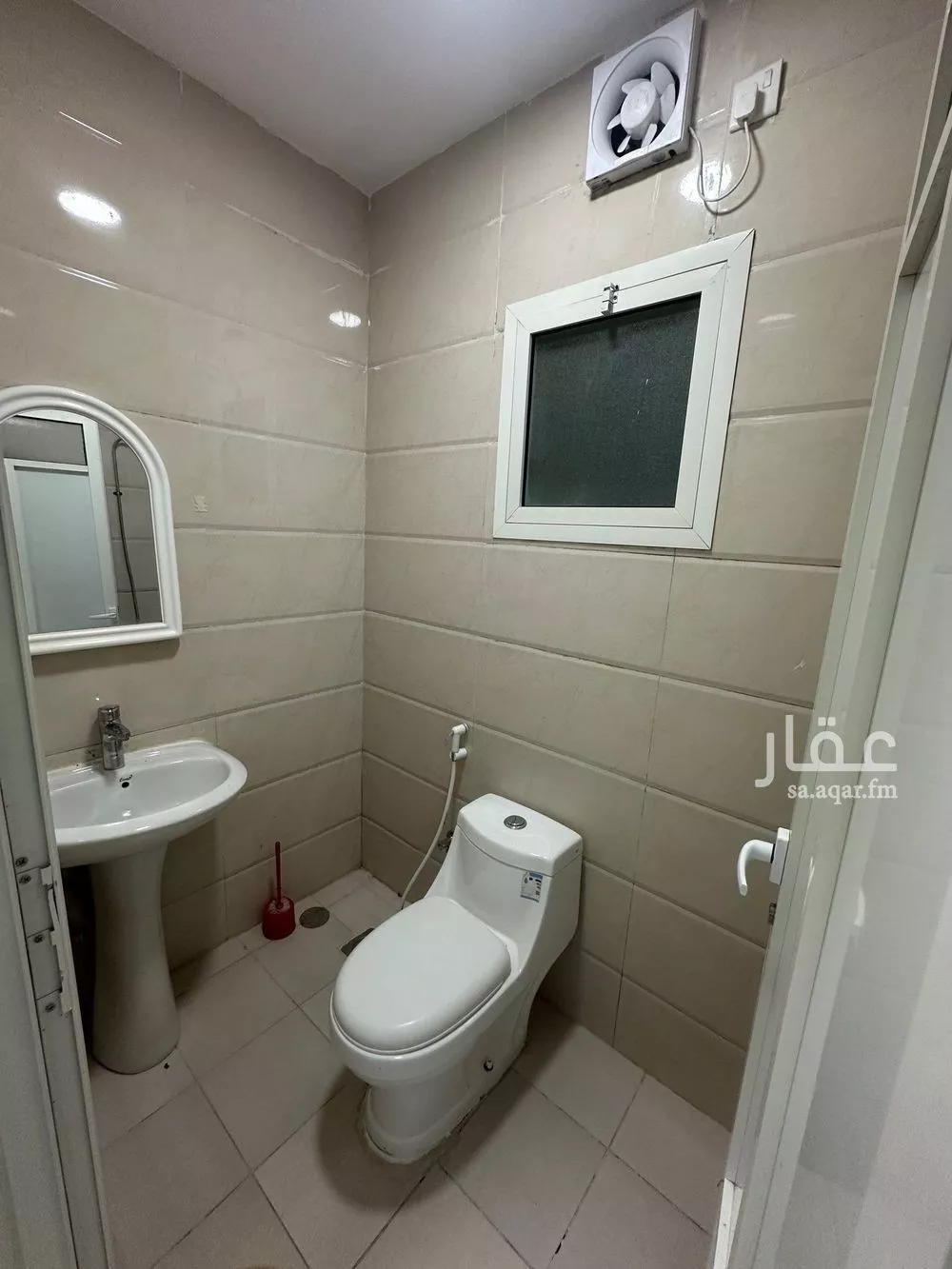 شقة 1 غرف في الثقبة 4