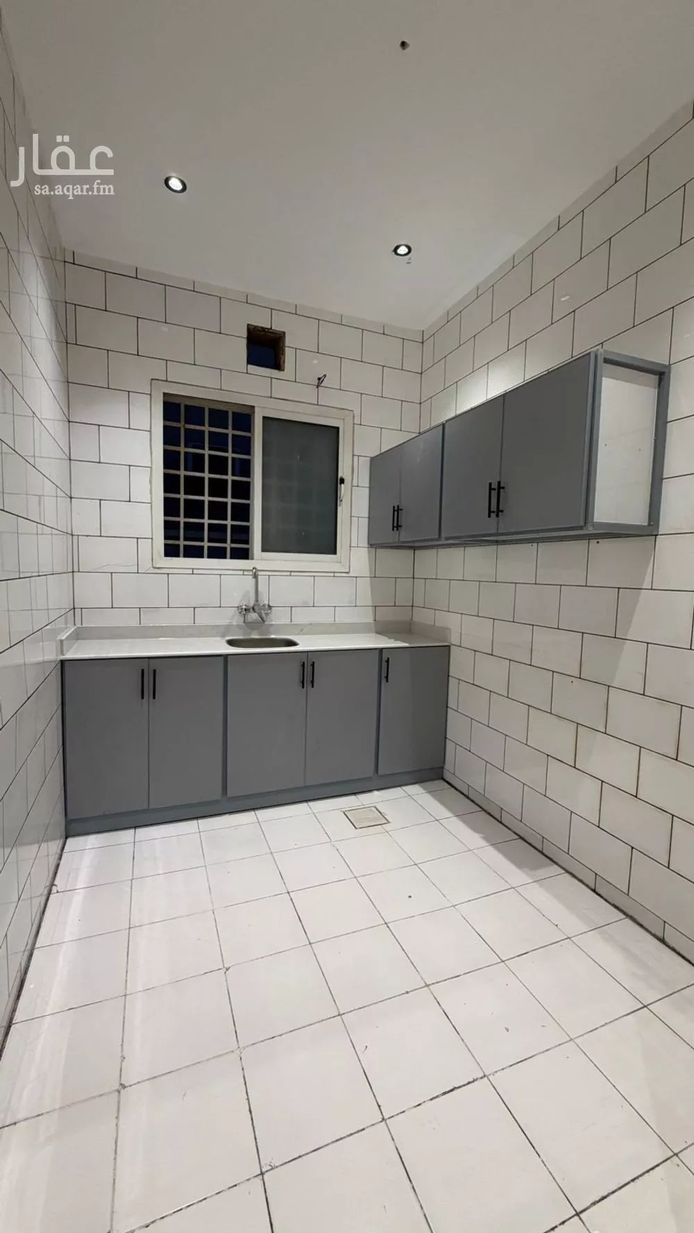 شقة 1 غرف في الخليج 5