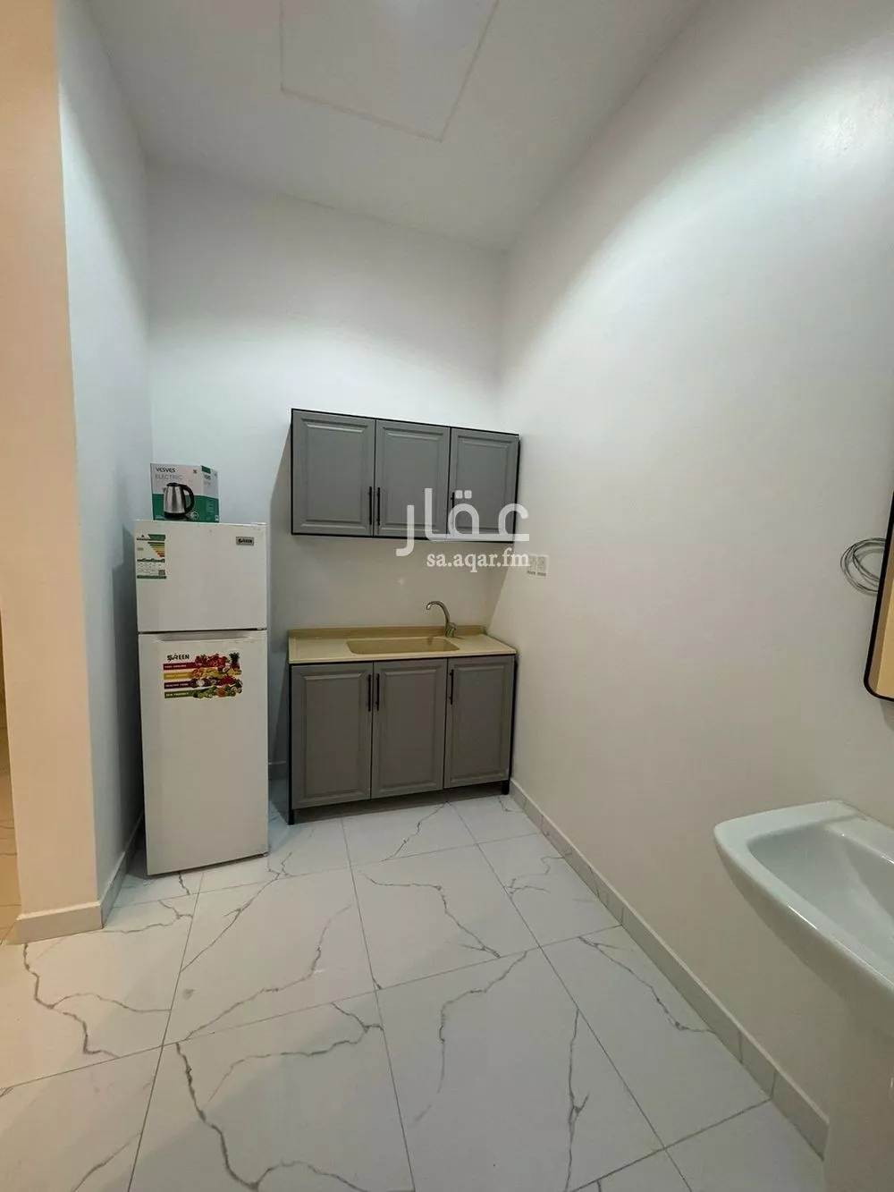 شقة 1 غرف في الرمال 5