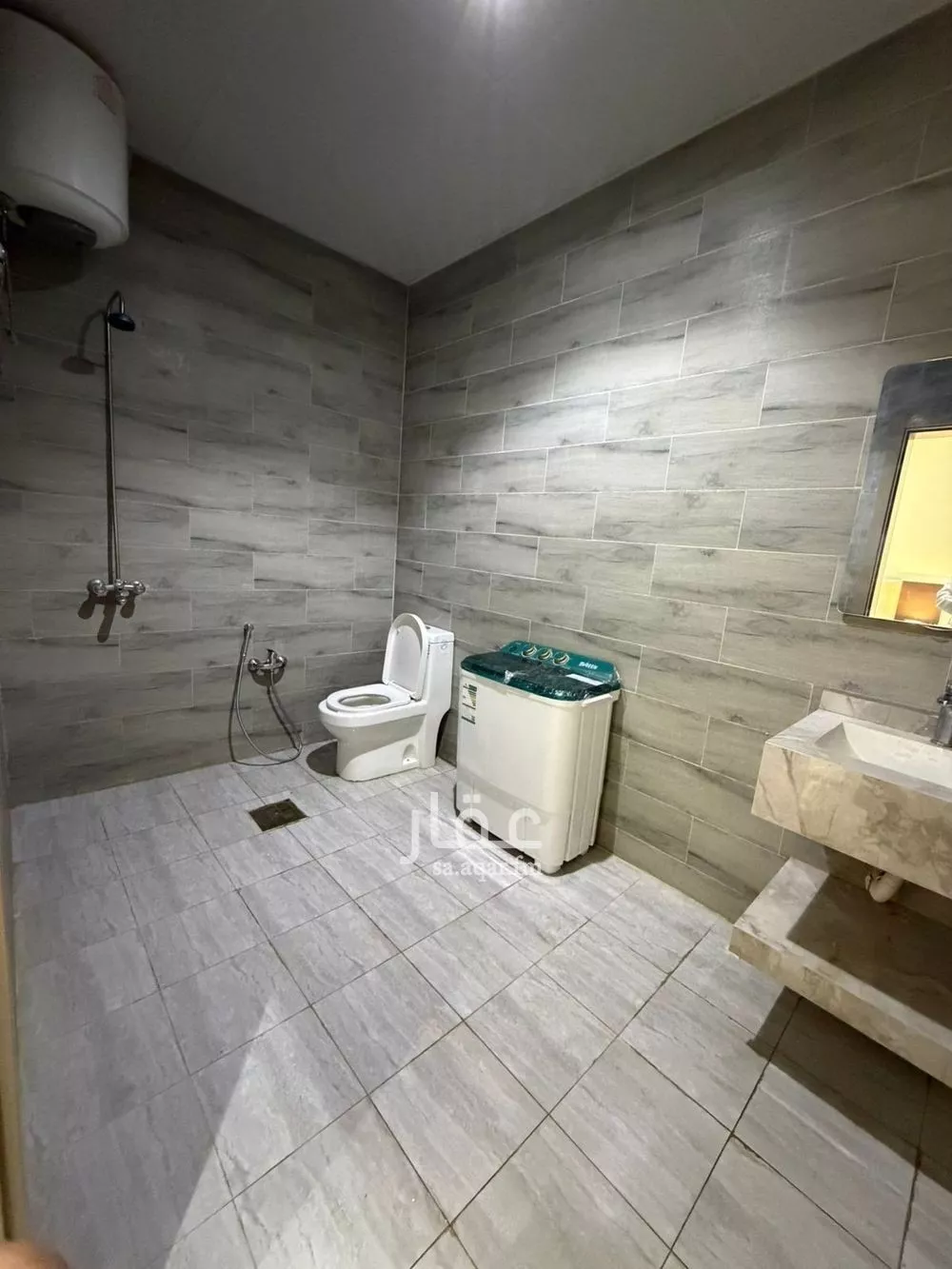 شقة 1 غرف في الخليج 4