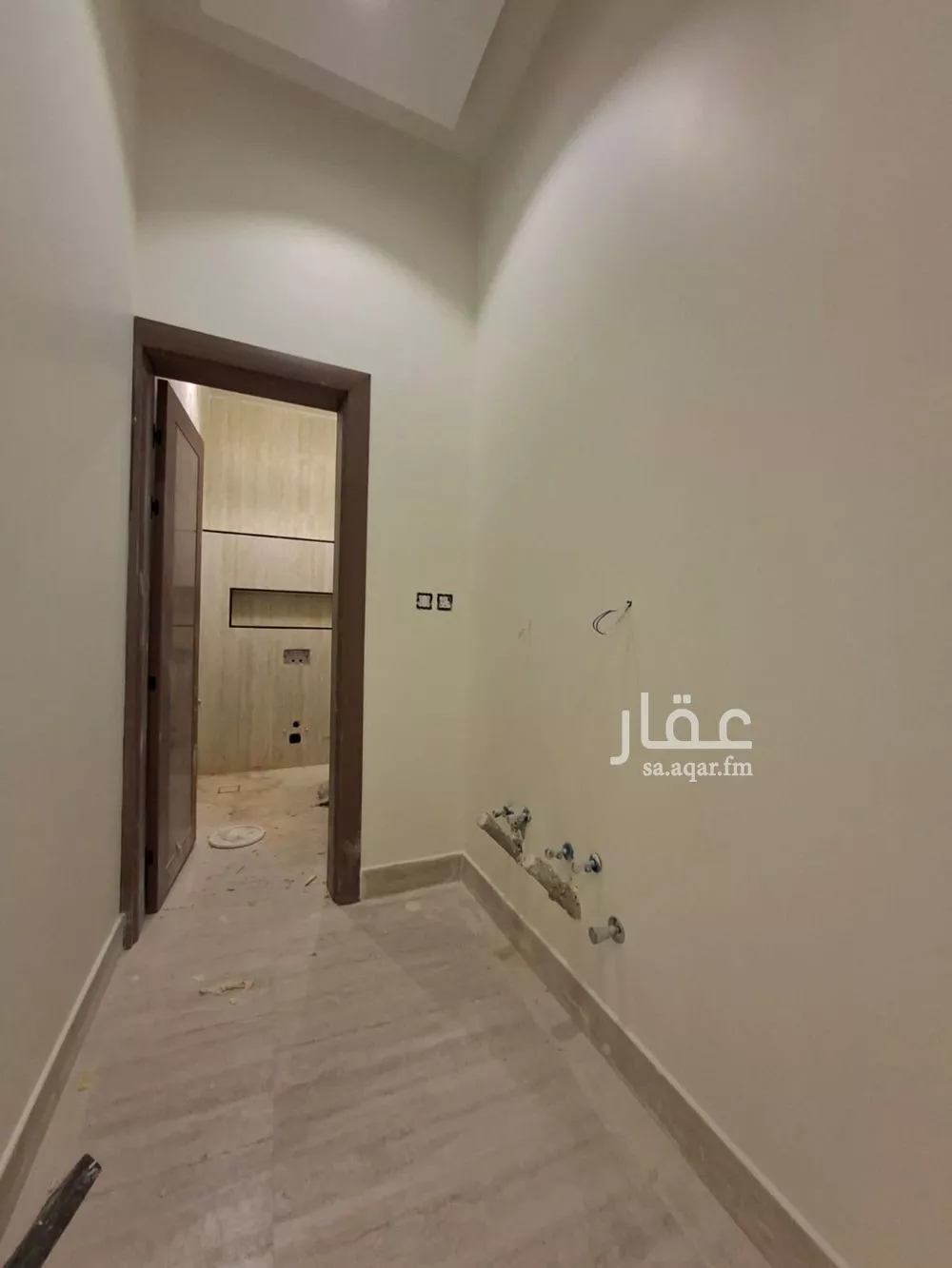 فيلا 8 غرف في ظهرة لبن 4