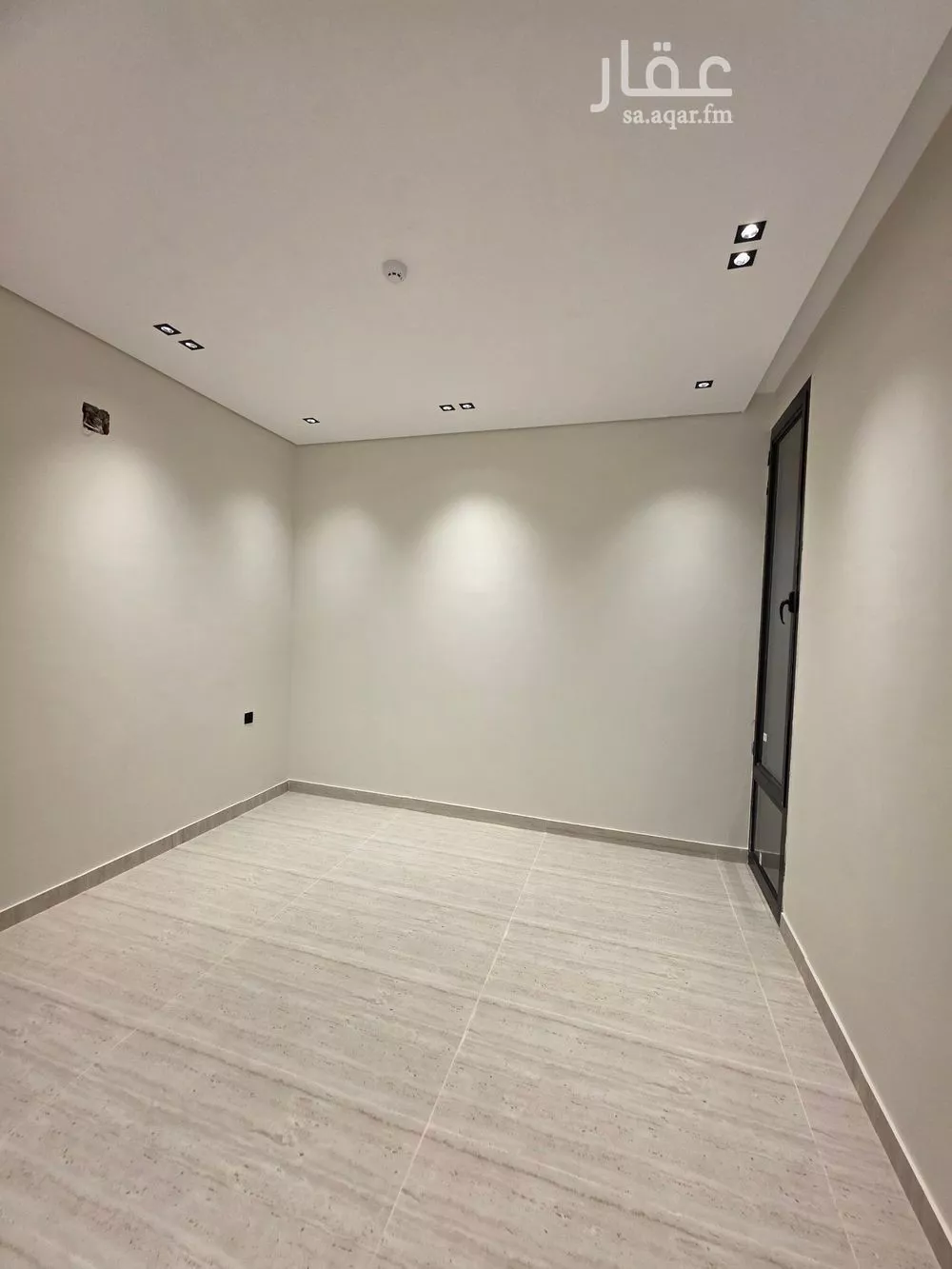 4 bedroom apartment in Okaz, Riyadh 8