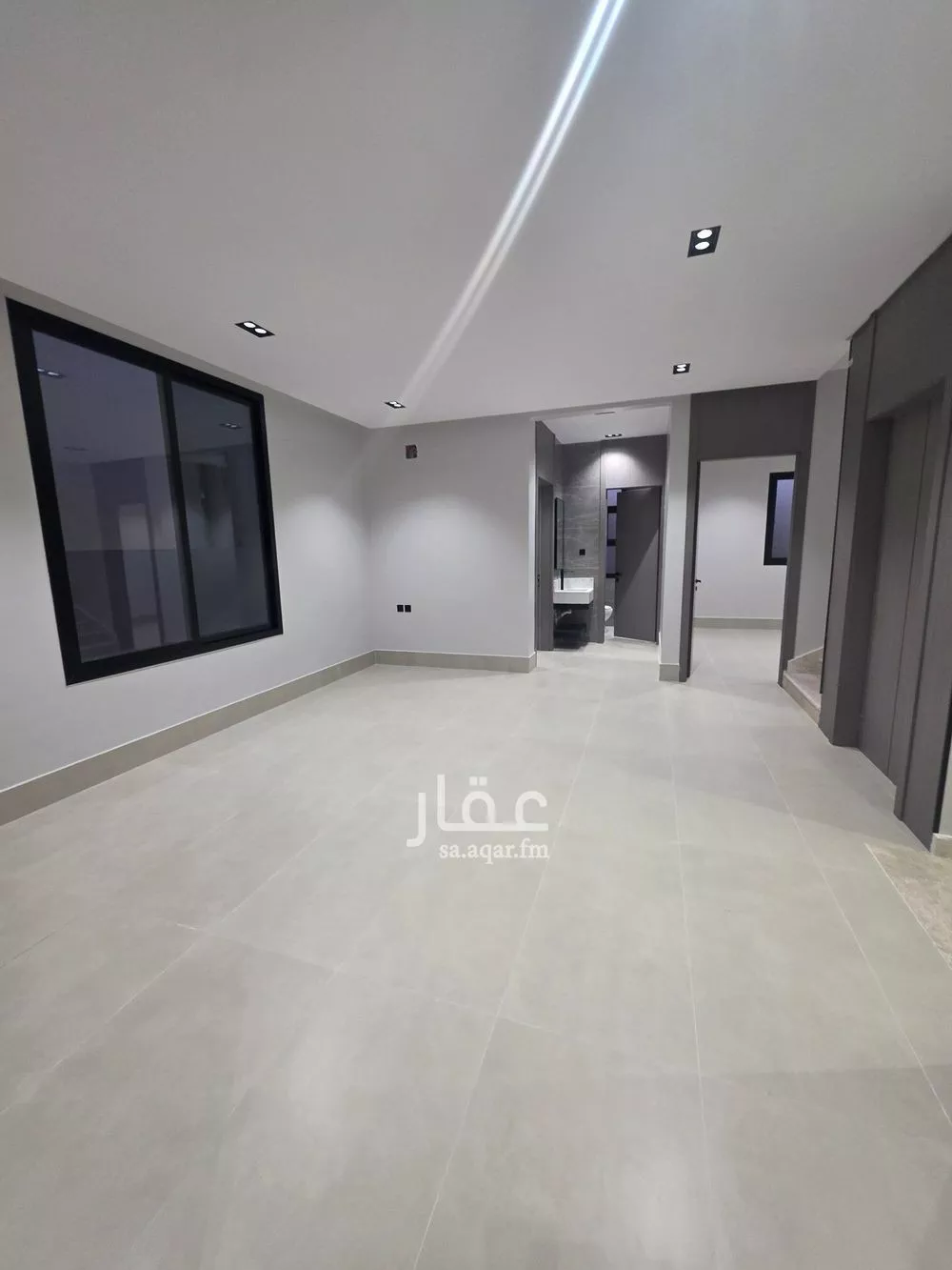 8 bedroom villa in Al Uraija Al Gharbiyah 4