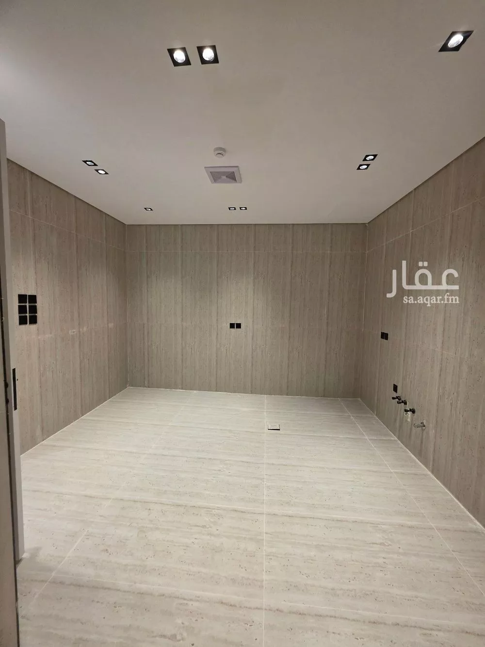 4 bedroom apartment in Okaz, Riyadh 9