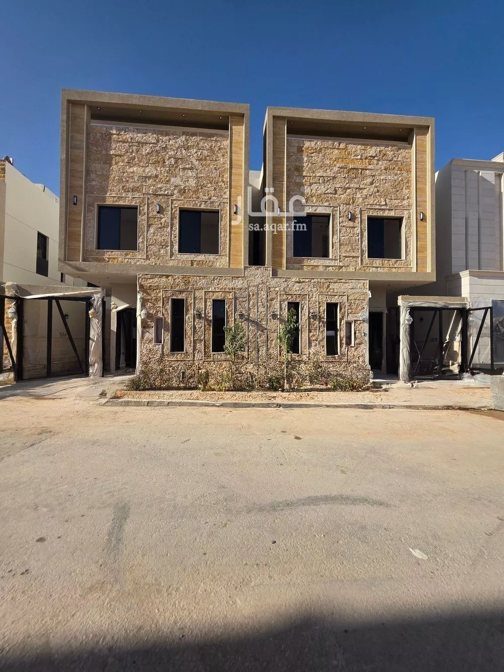فيلا 8 غرف في ظهرة لبن 2