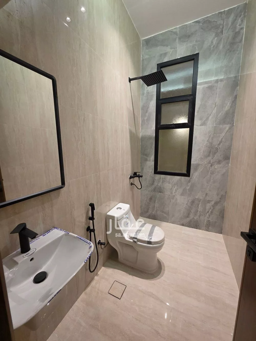 دور 5 غرف في ديراب 5