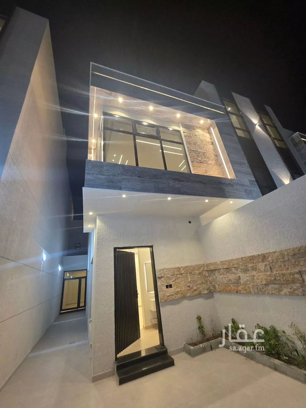 5 bedroom floor in Tuwaiq 3