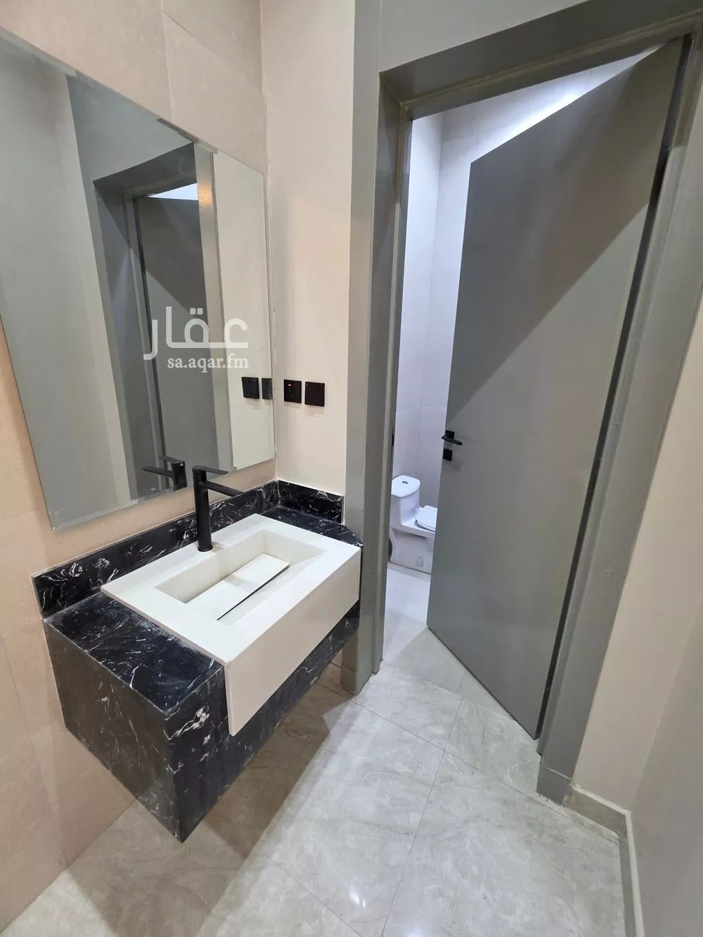 5 bedroom floor in Okaz 5