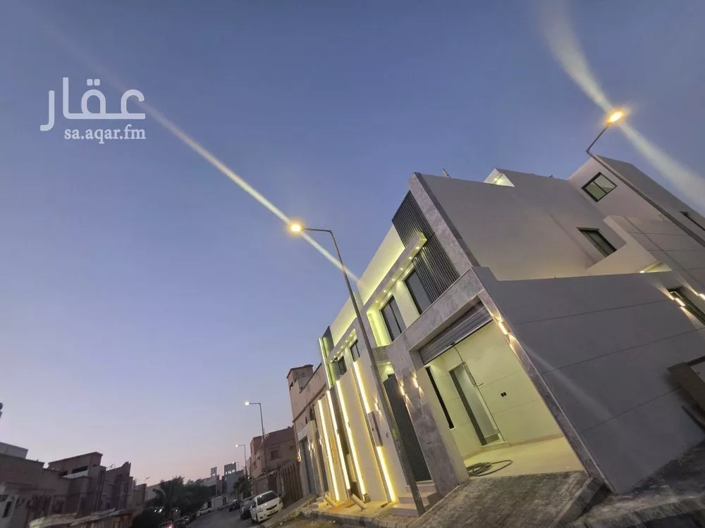 8 bedroom villa in Al Uraija Al Gharbiyah 3