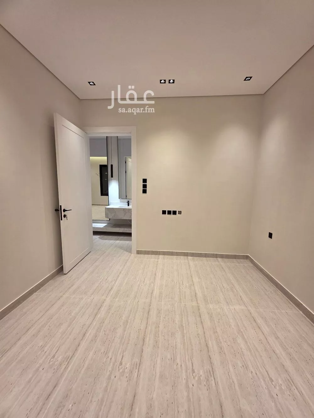 4 bedroom apartment in Okaz, Riyadh 12