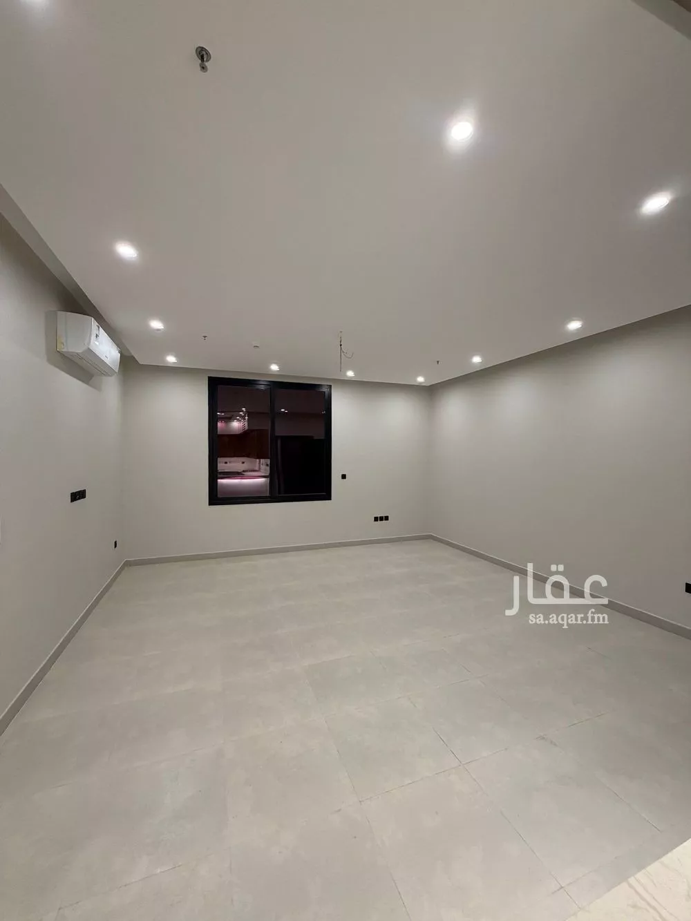 شقة 5 غرف في الرمال 2