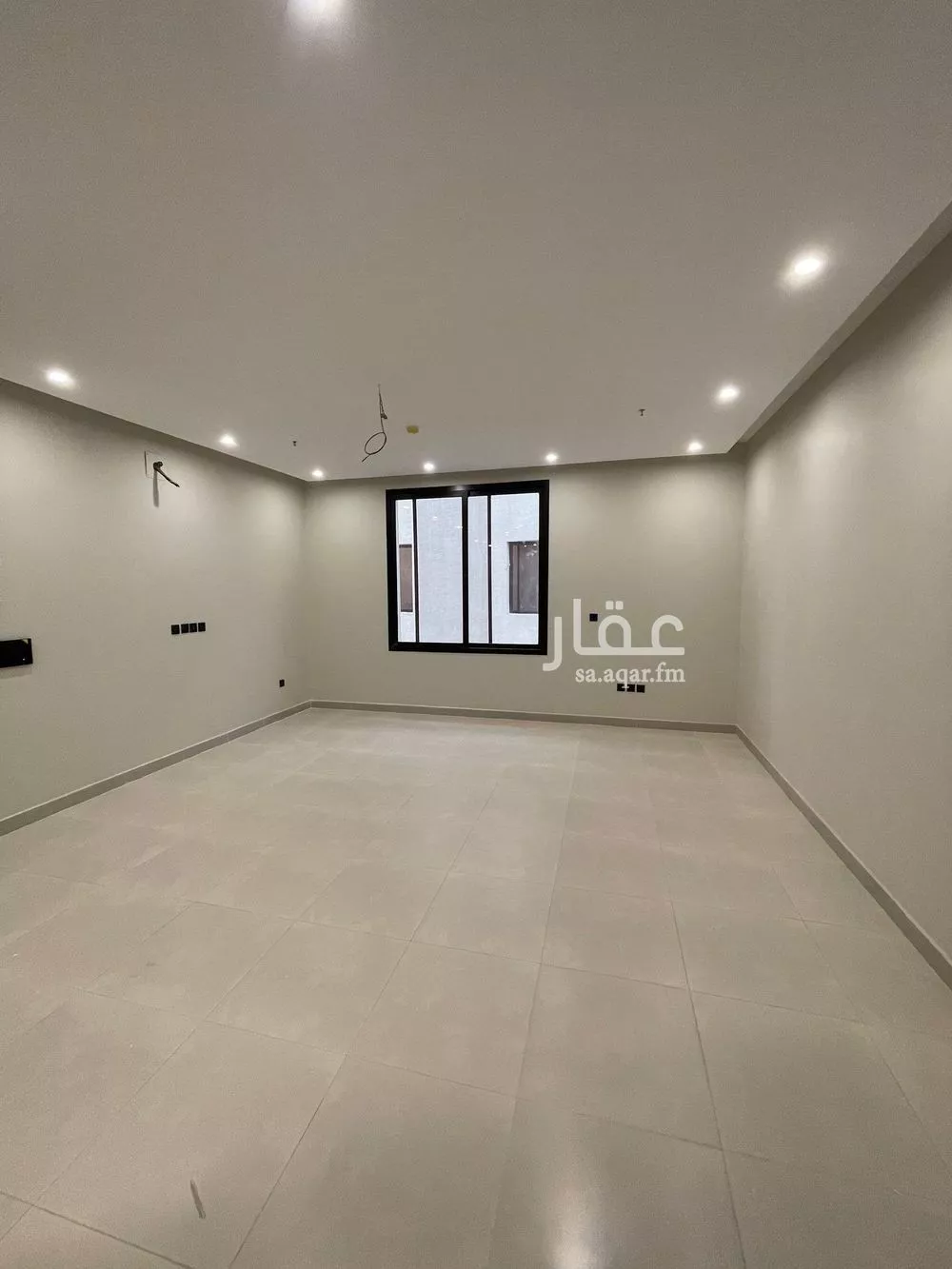 شقة 4 غرف في الرمال 2