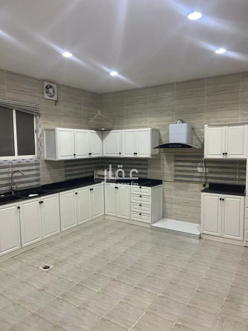 فيلا 7 غرف في الرمال 3