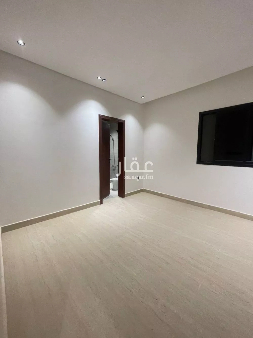 فيلا 6 غرف في الشرق 5