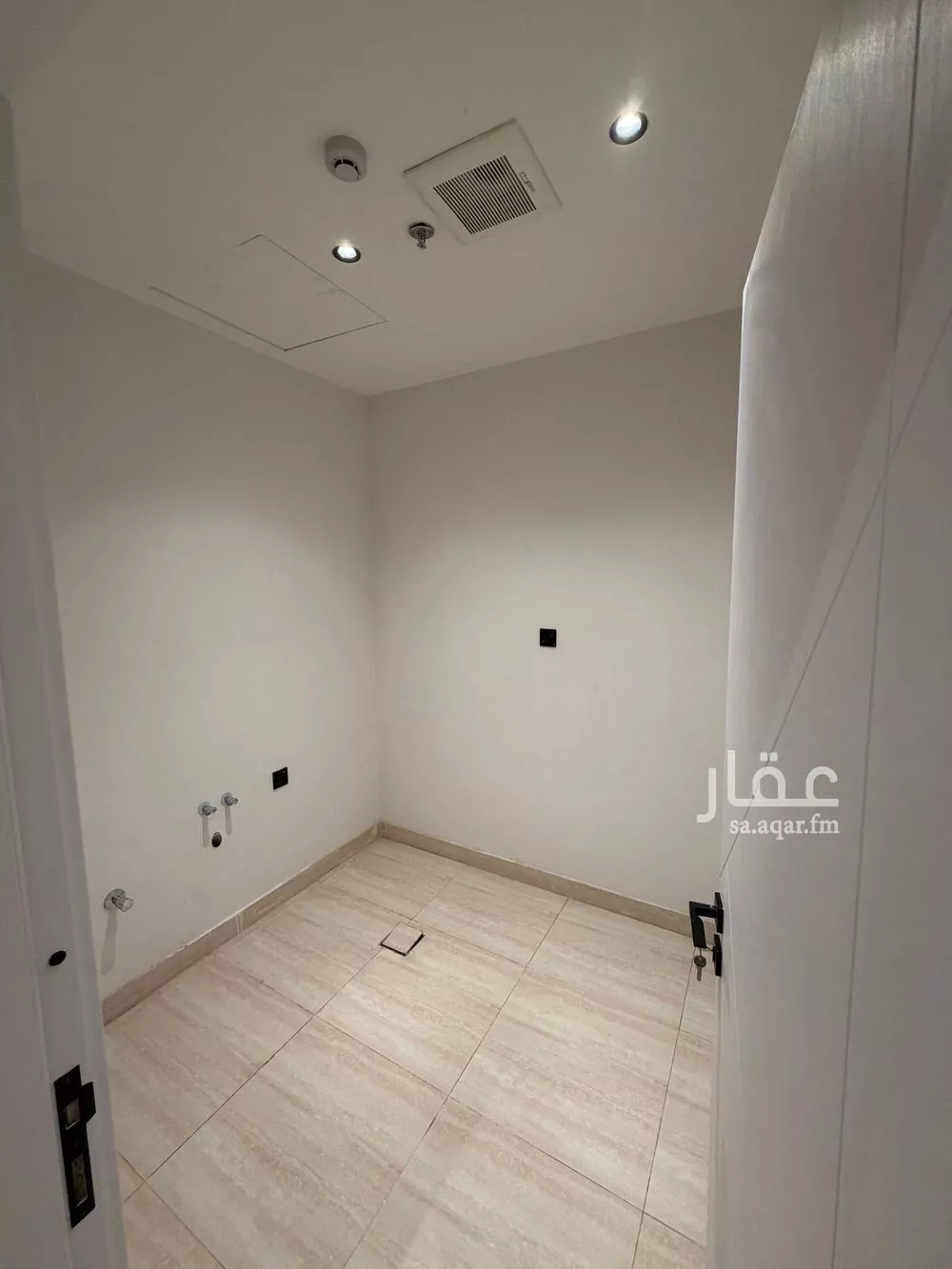 شقة 4 غرف في الرمال 3