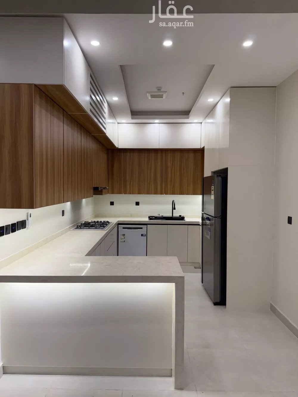 شقة 5 غرف في الرمال 1