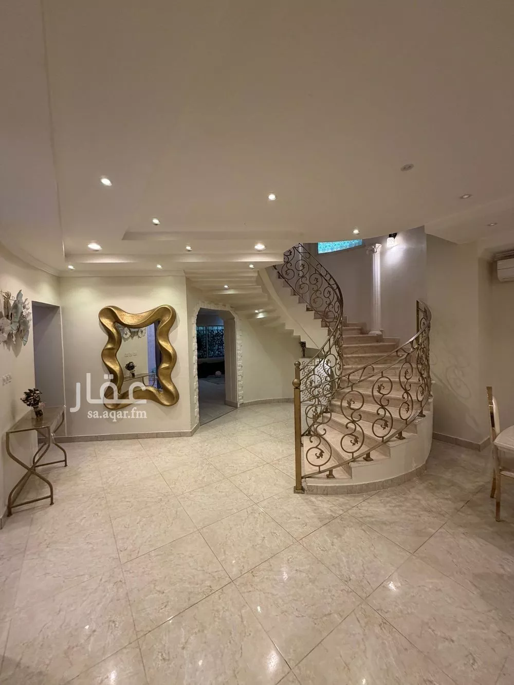 14 bedroom villa in Al Falah 2