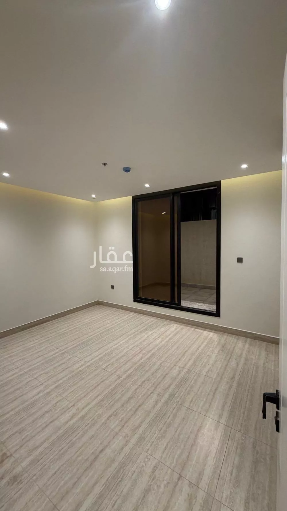 شقة 3 غرف في الرمال 3