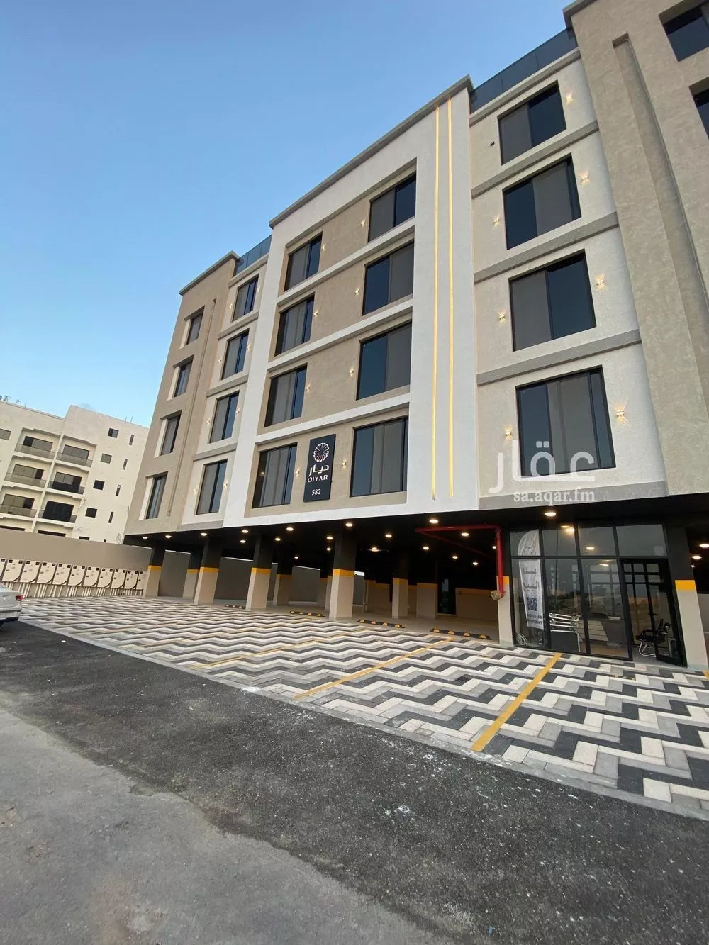 4 bedroom apartment in Al Hamra 4