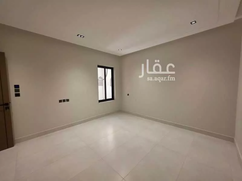 شقة 5 غرف في بطحاء قريش 1