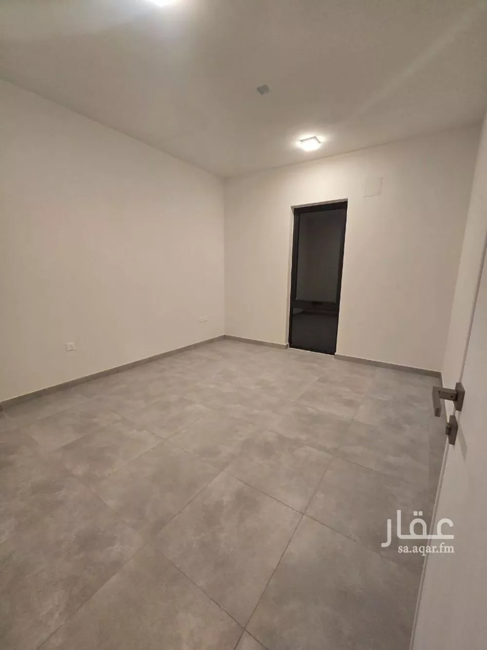 فيلا 4 غرف في النرجس 3