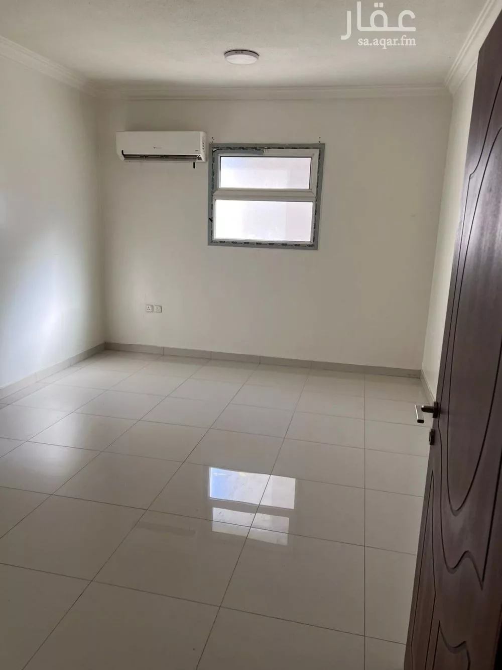 3 bedroom floor in Al Yasmin 2