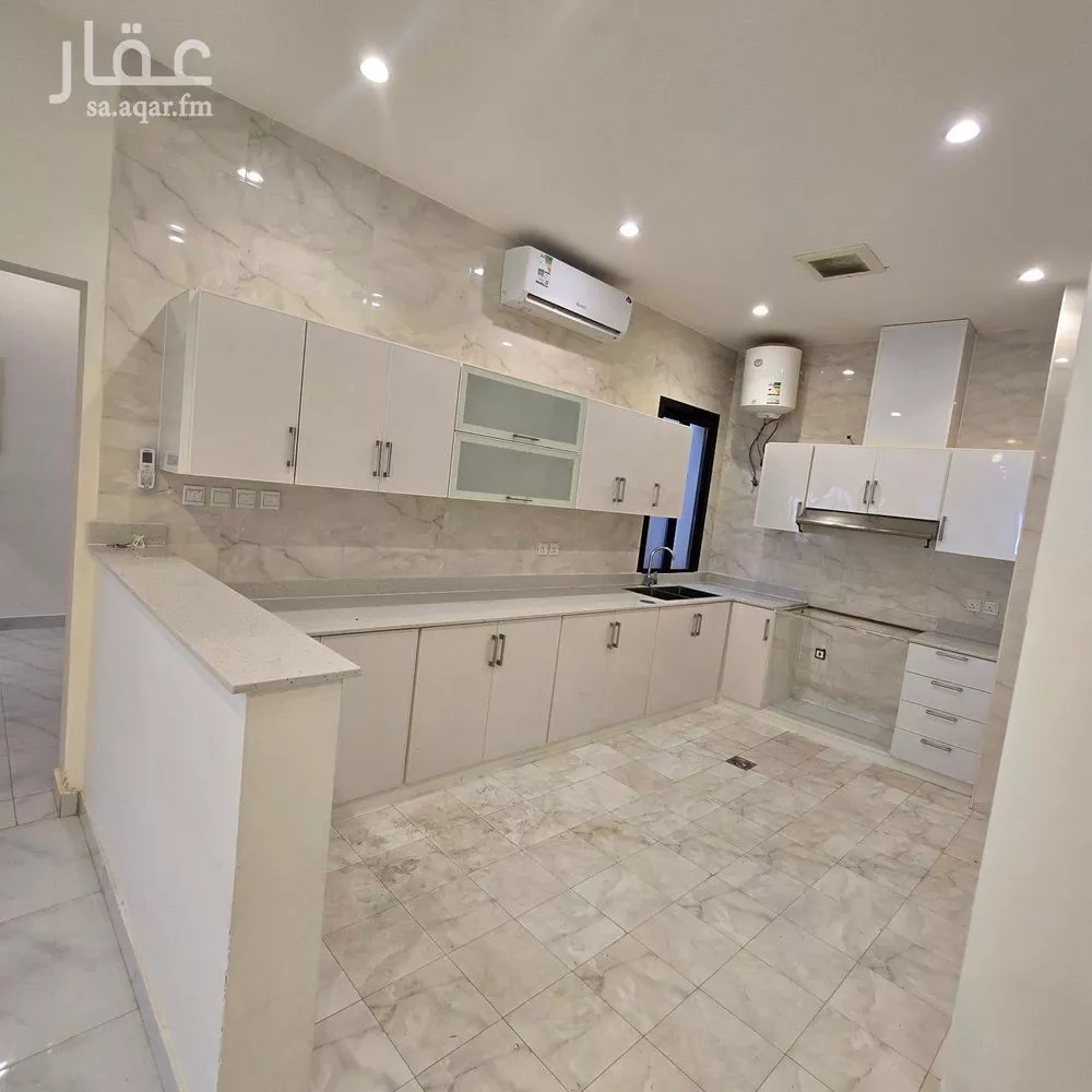 3 bedroom apartment in Al Narjis 5