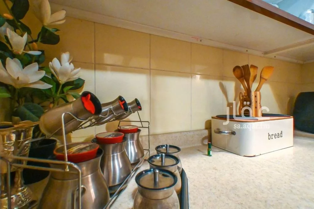 4 bedroom apartment in Al Malqa 2