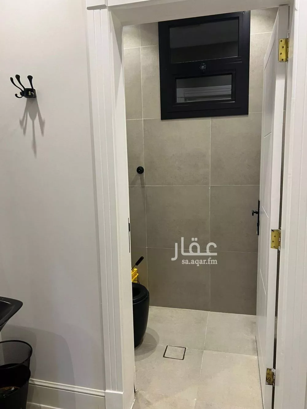 شقة 3 غرف في الملقا 2