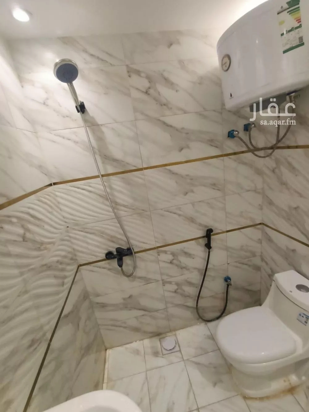 شقة 1 غرف في الخليج 2