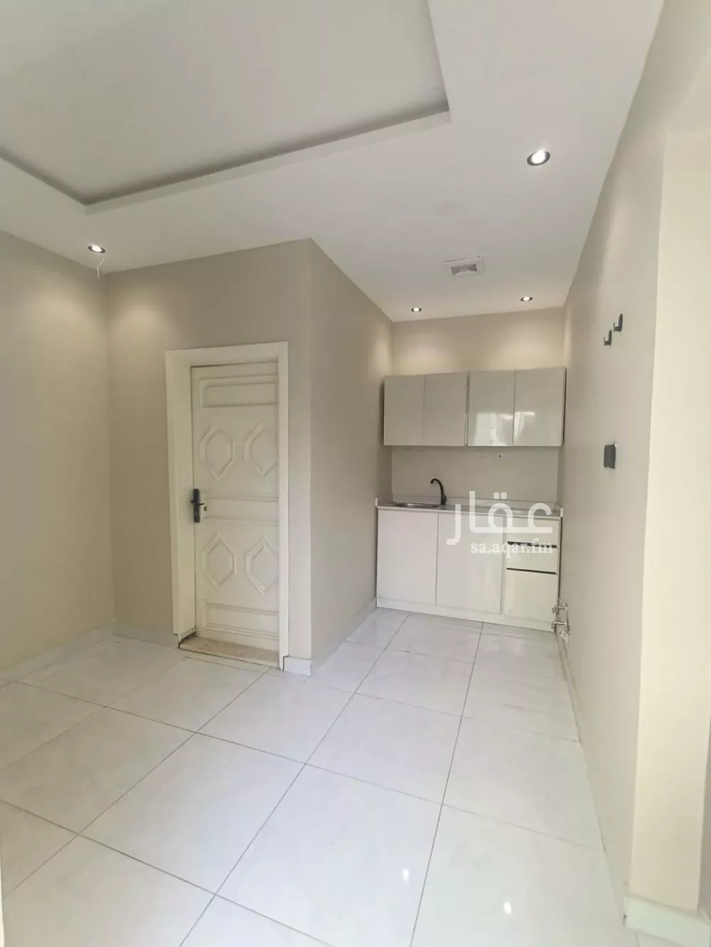 شقة 1 غرف في الخليج 4