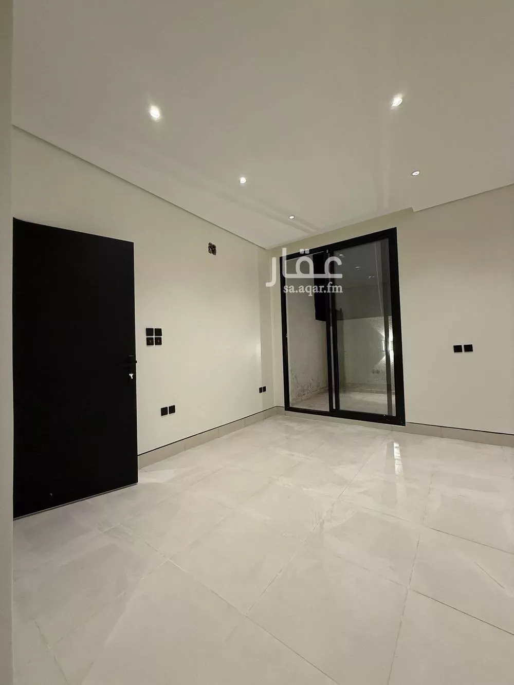 3 bedroom floor in As Suwaidi 4