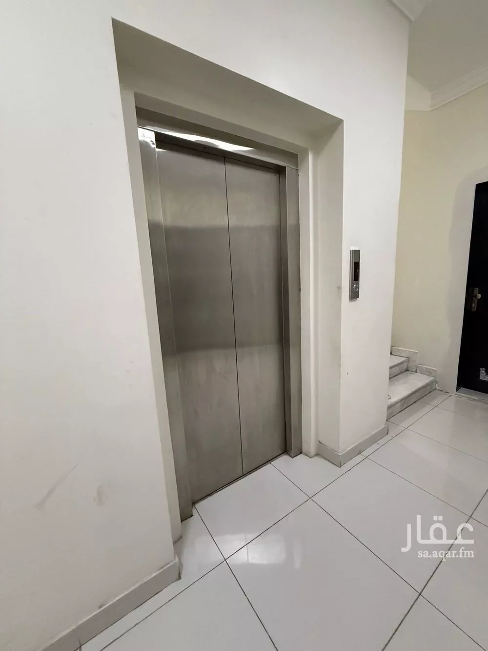 شقة 5 غرف في الروابي 3