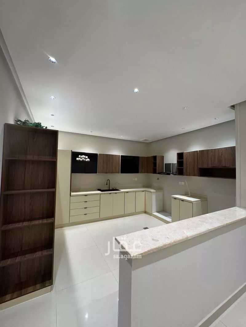 شقة 5 غرف في طيبة 2