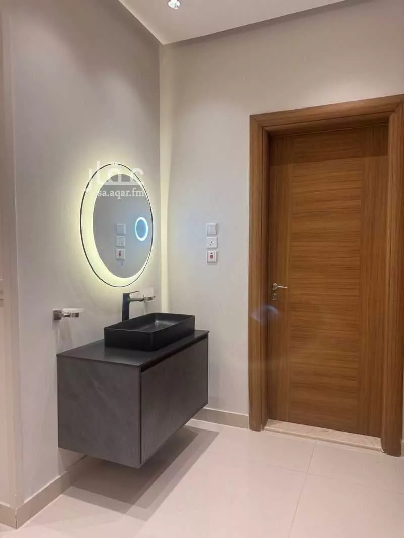 شقة 5 غرف في طيبة 3