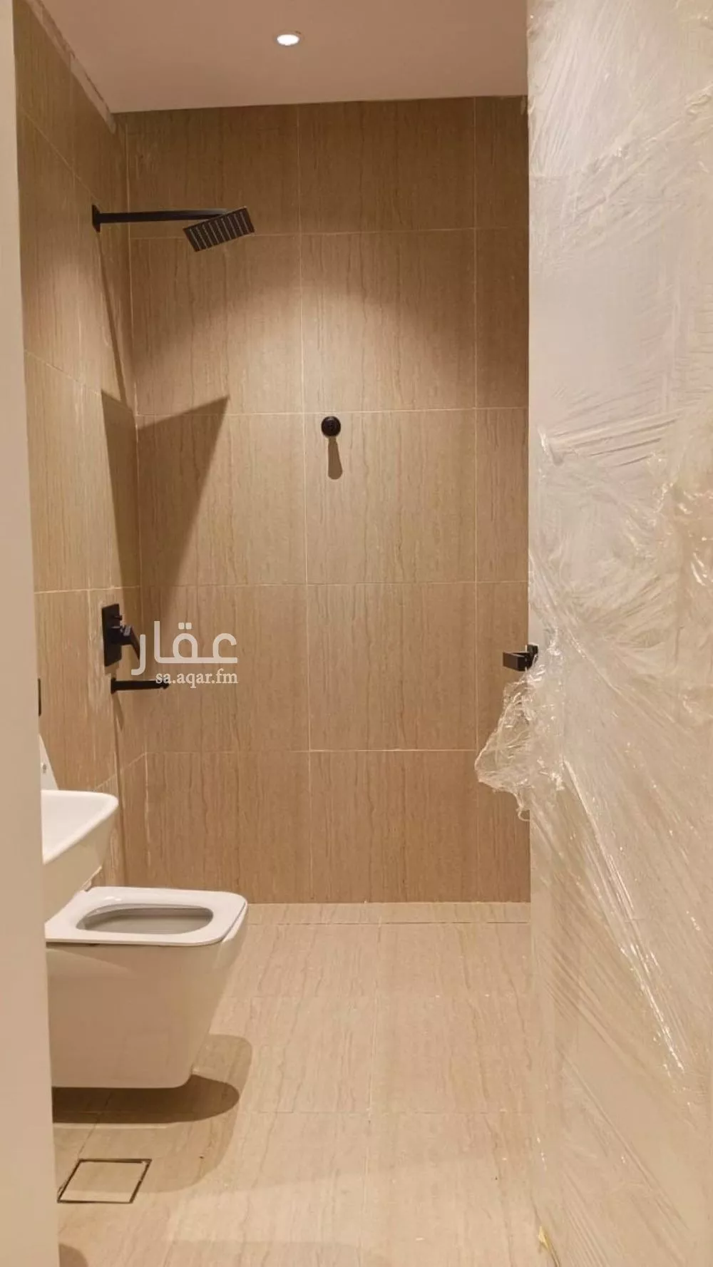 شقة 3 غرف في الرمال 5