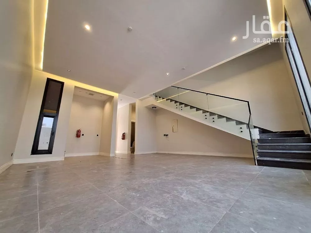 6 bedroom villa in Al Rimal, Riyadh 15