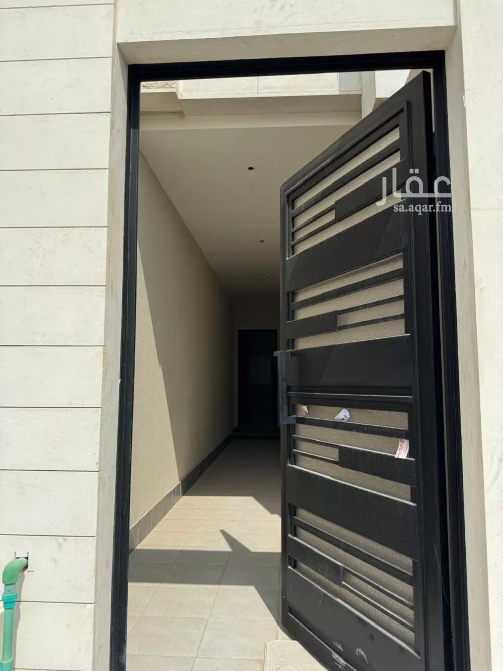 شقة 5 غرف في عرقة 3