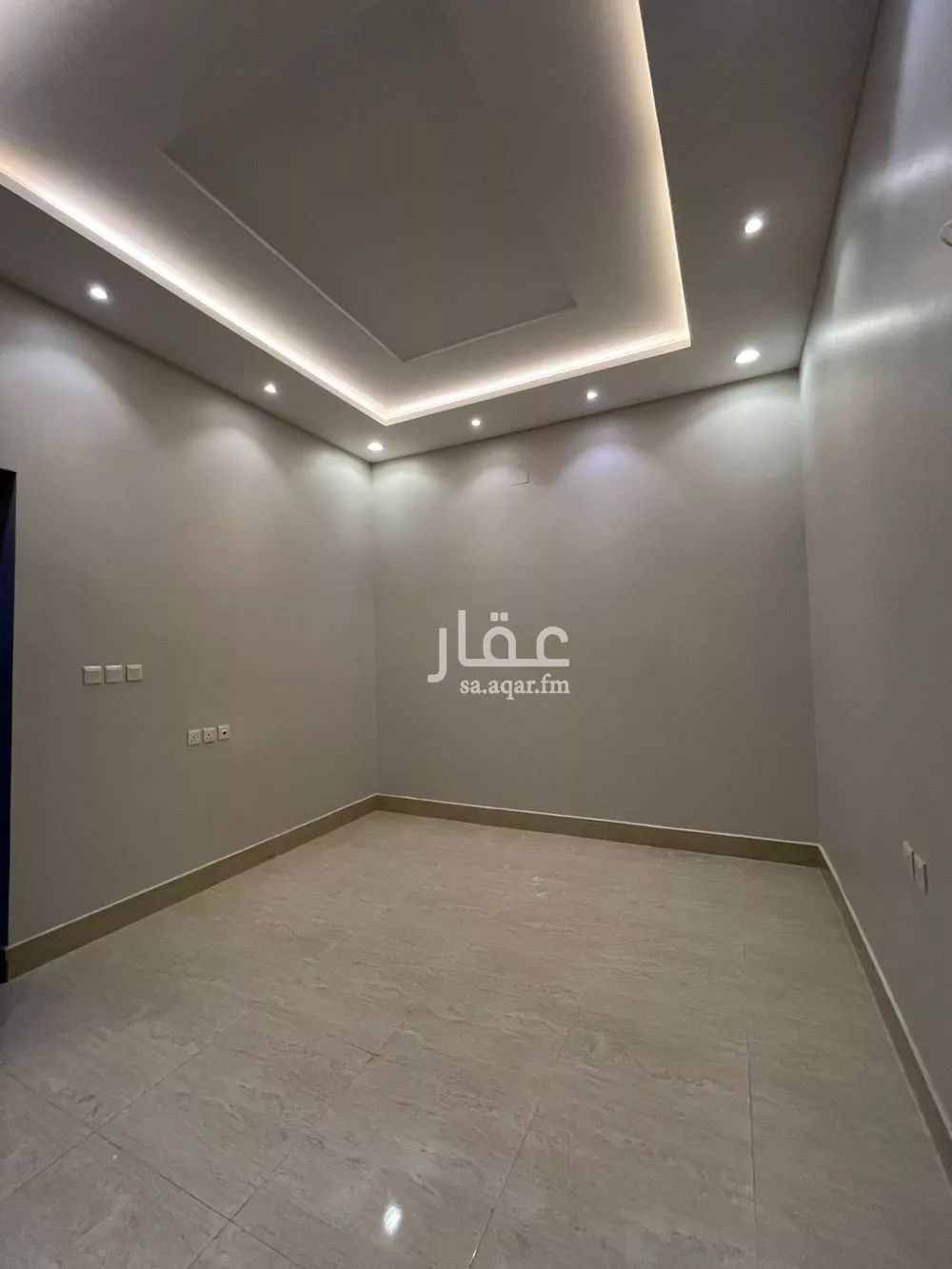 فيلا 8 غرف في الجنادرية 2