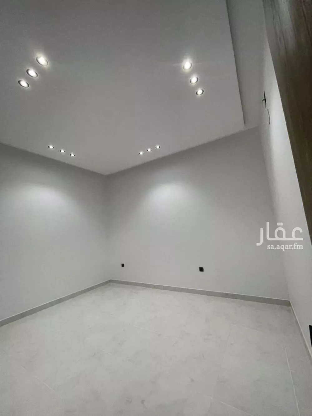 5 bedroom floor in Al Janadriyah 4