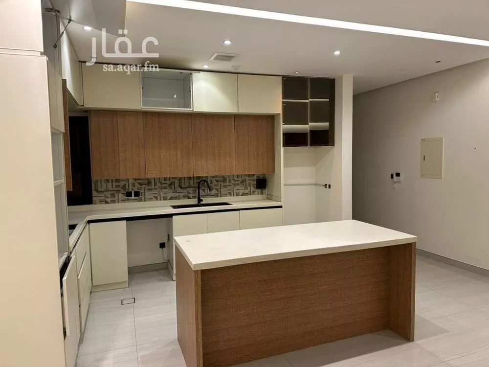 شقة 4 غرف في الرمال 4