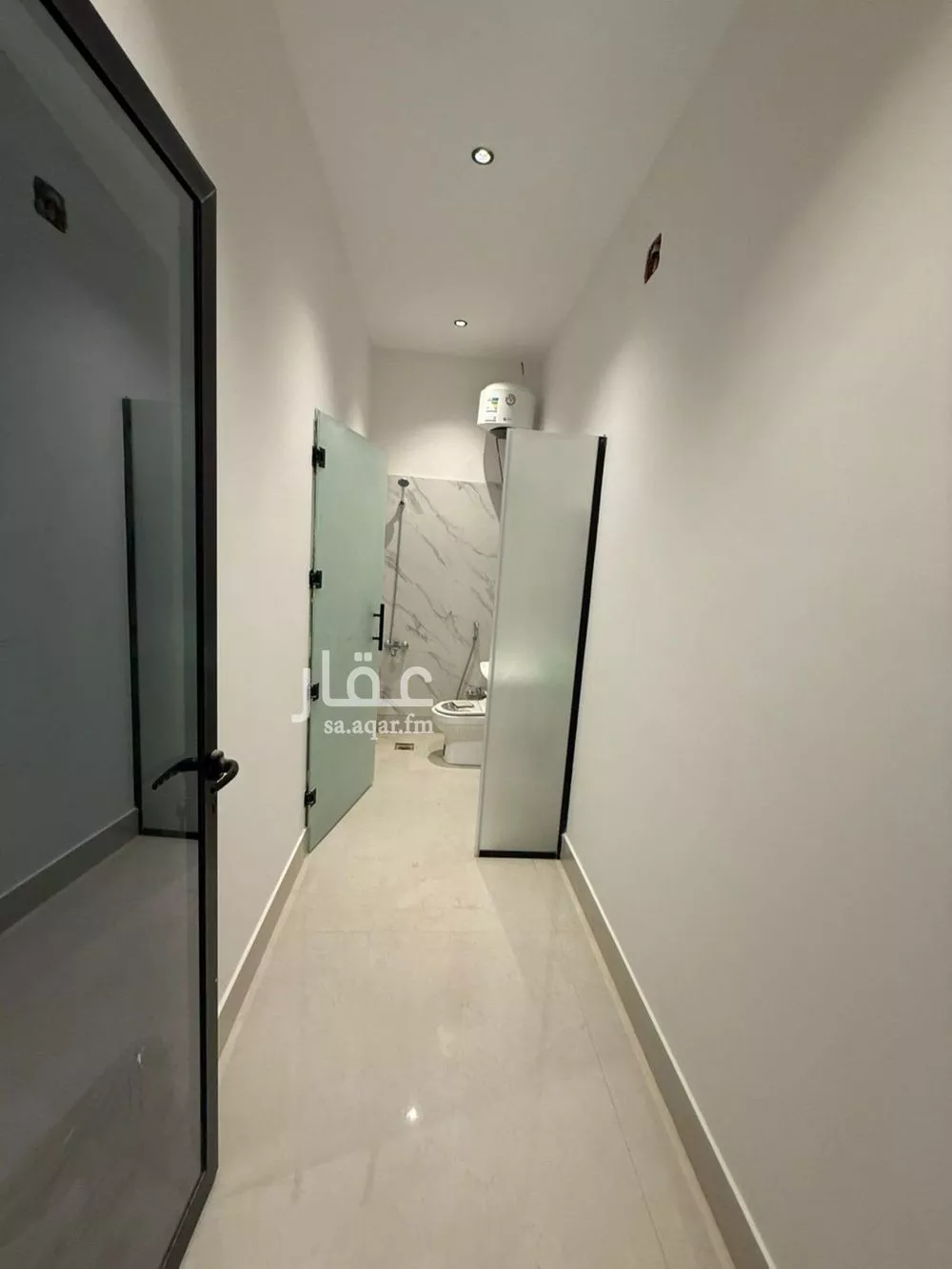 فيلا 8 غرف في المهدية 5