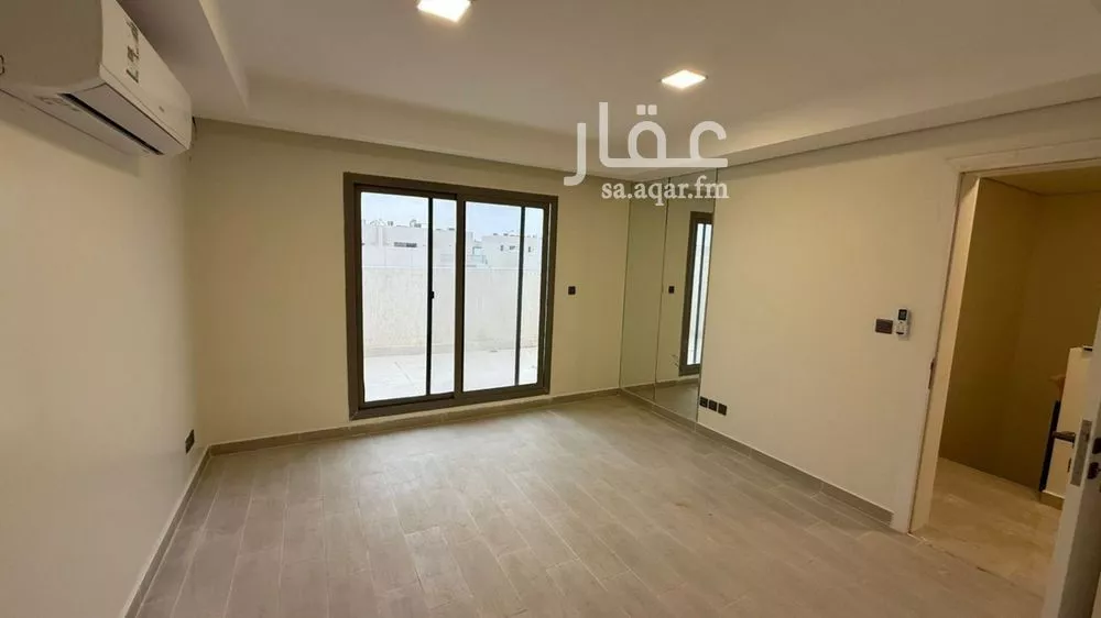 فيلا 4 غرف في النرجس 4