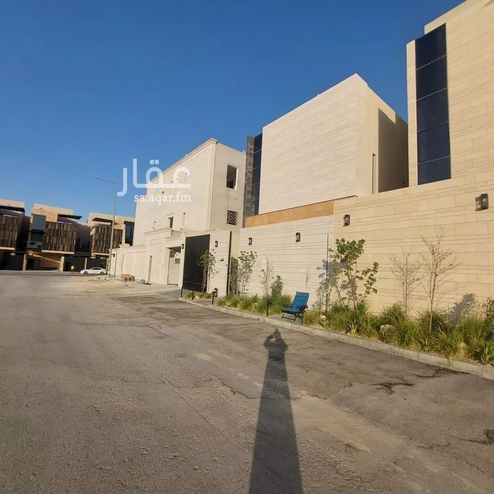 فيلا 4 غرف في النرجس 3