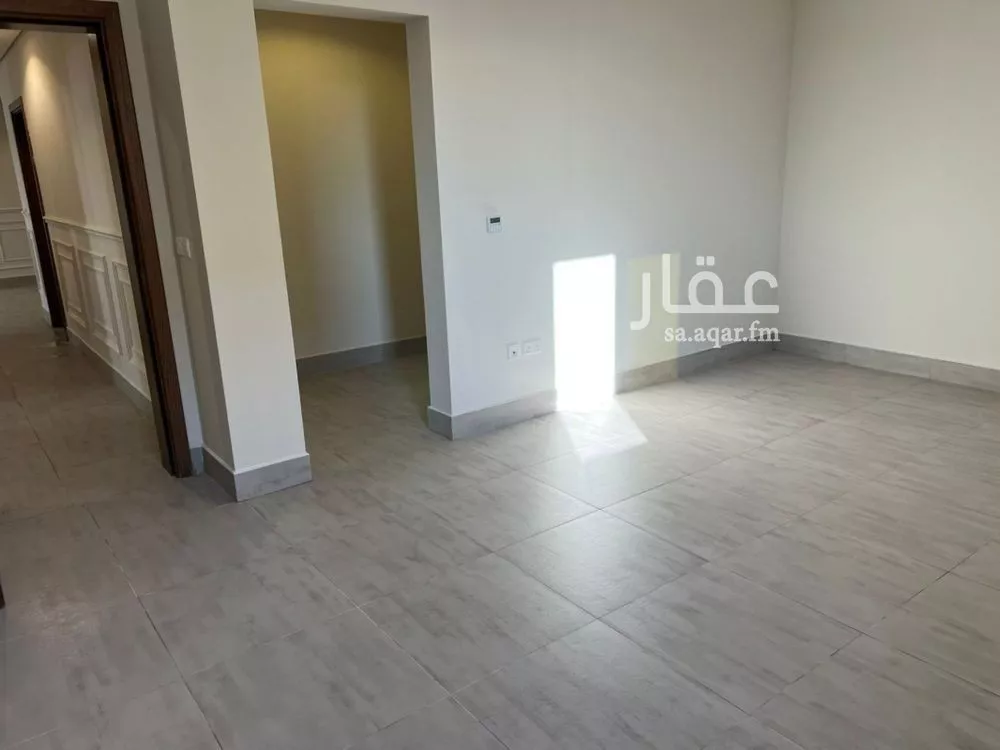 شقة 3 غرف في الملقا 4