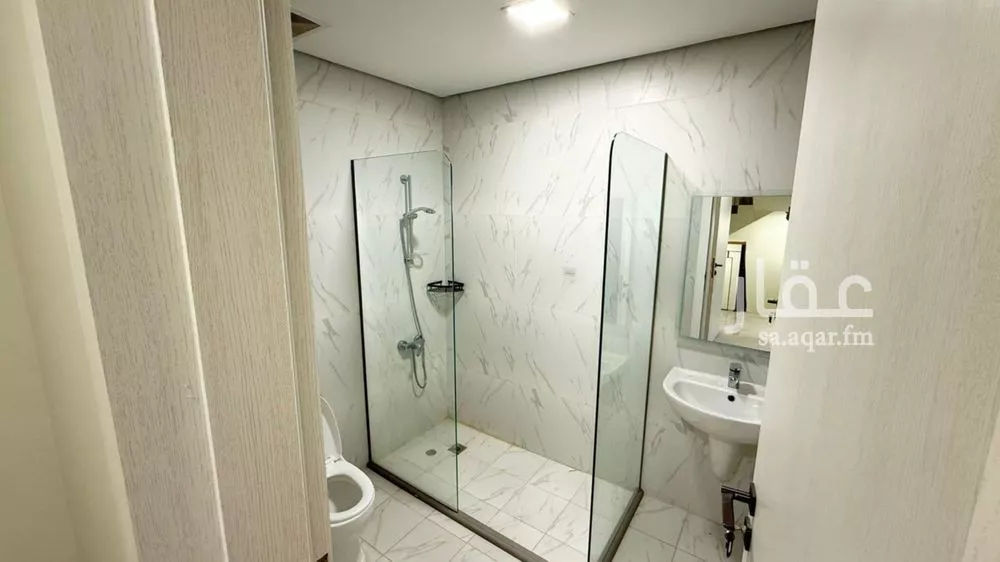 فيلا 4 غرف في النرجس 5